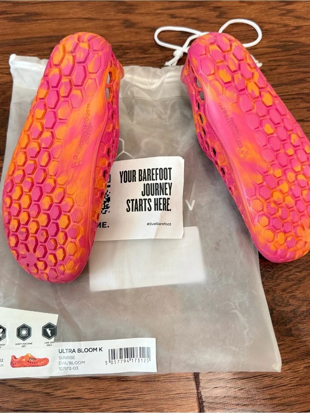 New. Vivobarefoot Kids US 13/EU 31. Ultra Bloom Coral Orange Pink Slip On Shoes